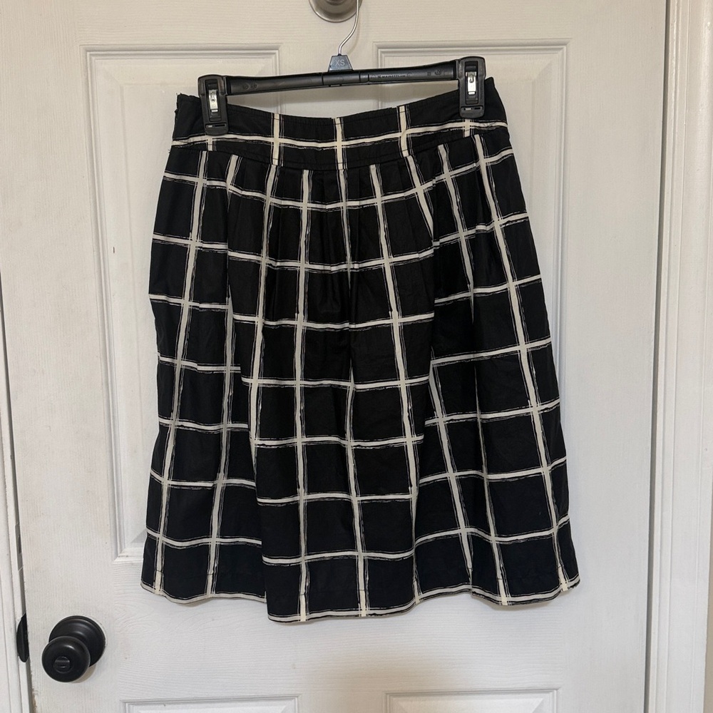 Michael Kors Black White Windowpane Pleated Skirt Size 4 Small Office Career - Picture 4 of 4